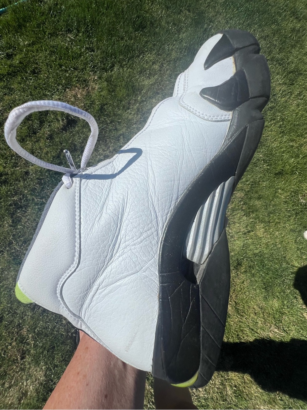 Air Jordan Retro White Black Men’s Basketball Shoe SAMPLE Size 9 - Picture 3 of 14